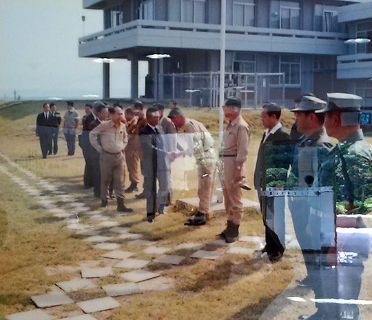 1971년 9월 2일 영일대에서 포철 직원들을 격려하는 박정희 대통령