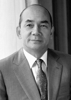 크기변환_02 박태준 명예회장 사진