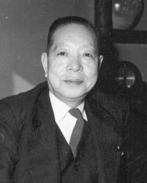 오노 반보쿠 전 자유당 부총재.